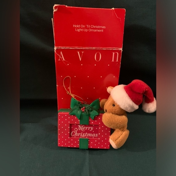 Avon Other - Vintage 1992 Avon Festive Bear with Gift Ornament